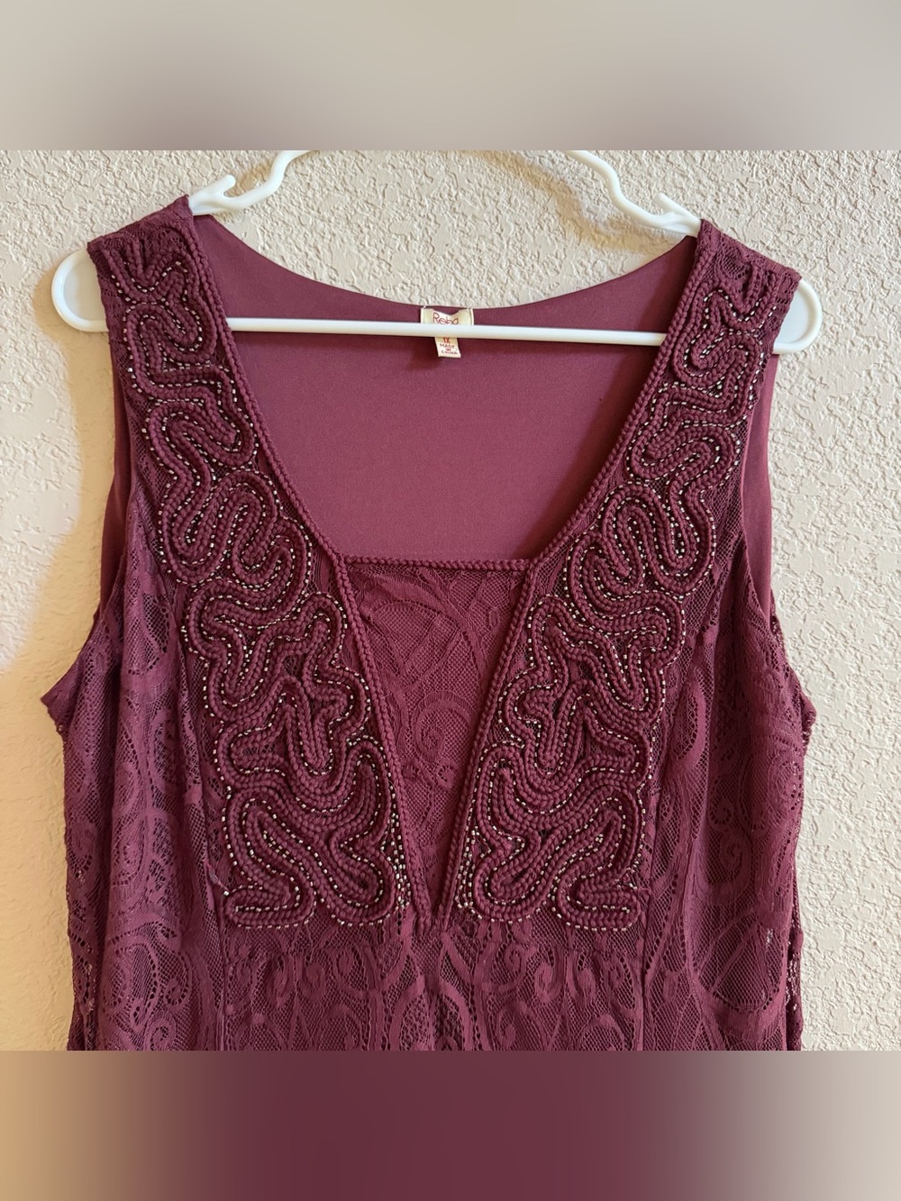 Reba Size 1X Burgundy Lace Midi Dress Romantic V Neck Lined Asymmetrical Hem y2k - Picture 2 of 10